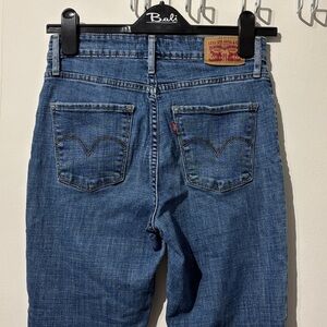 Levi's Denim Blue Jeans with Tan Label